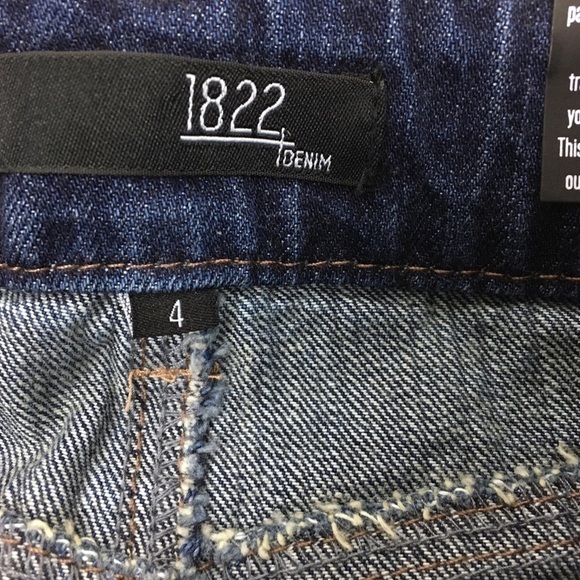 1822 DENIM Skirt Mini Jean Raw Hem Dark Wash Distressed Denim Y2K Style Size 4 - Picture 7 of 12